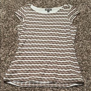 Roz and Ali Brown and White Women's Top size medium from Dress Barn